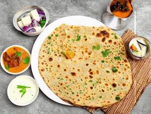 Paneer Pyaaz Paratha