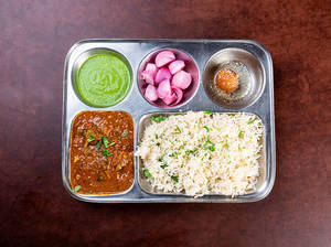 Ghar Wala Chicken Rice Thali