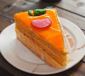 Alphonso mango pastry