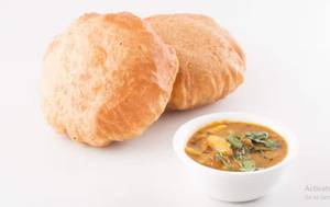 Chole Poori [2 Poori]