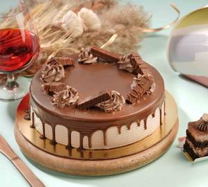 Chocolate Kit Kat Cake