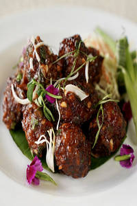 Veg Manchurian (Dry)[12Pcs]