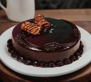 Eggless choco crunch cake [1 pcs]