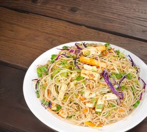Paneer Hakka Noodles