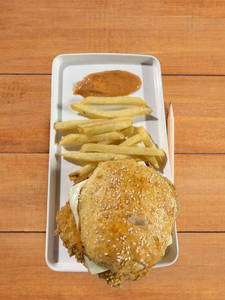 Crispy Chicken Burger