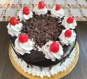 Eggless Blackforest Cake