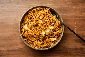 Egg noodles [gravy]