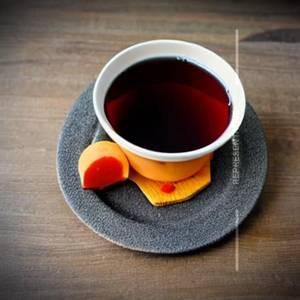 Black lemon flavoured tea