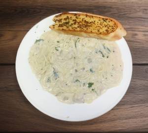 Spaghetti Pasta Chicken White Sauce