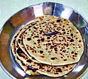 Aloo Corn Paratha