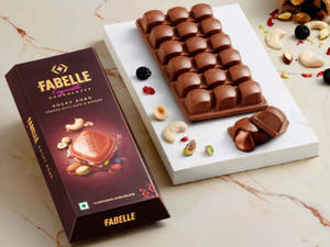 Rocky Road - Milk Chocolate Bar with Fruits, Nuts & Crispies