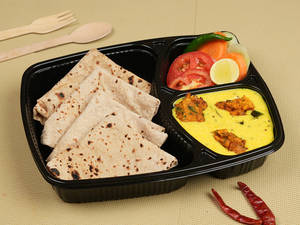 Punjabi Kadhi & 4 Tawa Roti Mealbox [3 Cp]