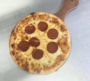 Classic Pepperoni Pizza