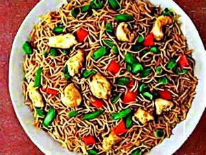 Chicken schezwan fried rice