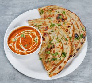 Dal Makhani With Laccha Paratha 