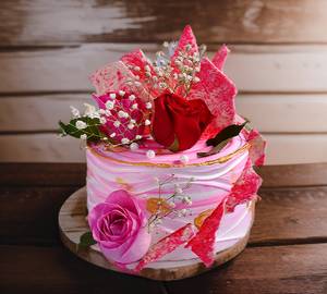 Rose Birthday Cake [500 G]