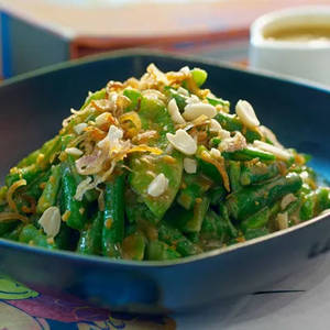 Snow Peas And Green Beans