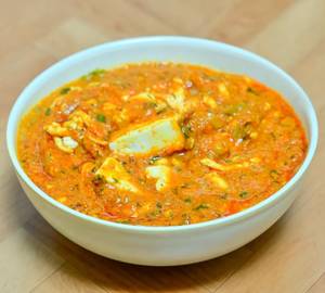 Sweet Yellow Gravy Shahi Paneer