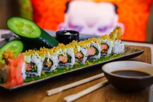 Salmon Katsu Uramaki