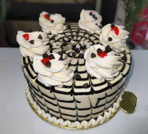 Eggless Butterscotch Cake