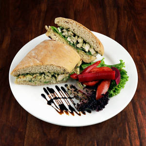 Charles V - Dighent Non-Veg Special Panini