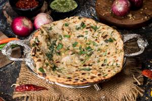 Pyaz Parantha(tawa)