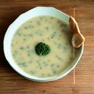 Cream Of Almond Broccoli Soup