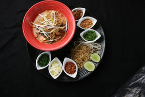 Burmese Khaoswe Prawns