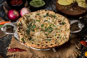 Aloo Parantha (tawa)