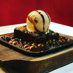 Sizzling Chocolate Walnut Brownie