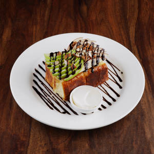 Zoet - Seasonal Fruit French Toast