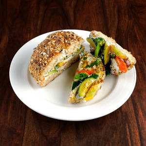 Maldegem - Grilled Vegetables Bagel