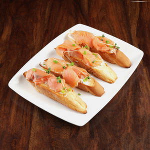Keizers - Smoked Salmon Bruschetta