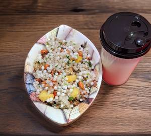 Sabudana Khichdi+Desi Ghee Singhada Halwa+Curd 