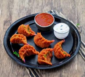 Paneer Manchurian Momos