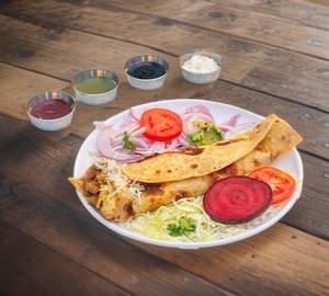 Tandoori anda with chicken roll [1 piece]