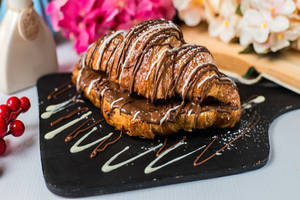 Nutella Croissant