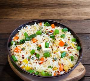 Veg Fried Rice (750ML)