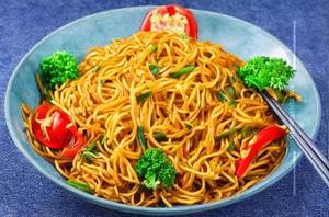 Veg Singapuri Noodles