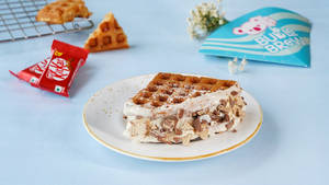 Kitkat Crunch Pocket Waffle
