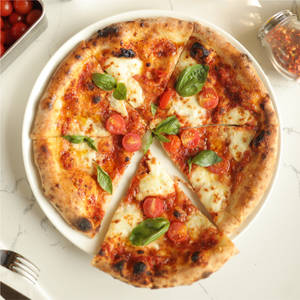 Classic Margherita Pizza