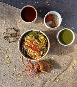 Chola Tikki Chaat