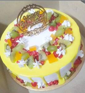 Fancy pineapple cake