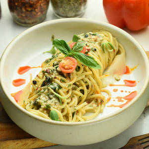 Spaghetti Aglio Olio Peproncino