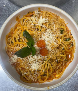 Spaghetti Chili Garlic Pangratatto