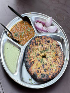 Soya Chaap Keema Parantha Combo