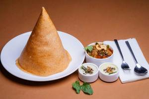 Dosa With Chicken Curry