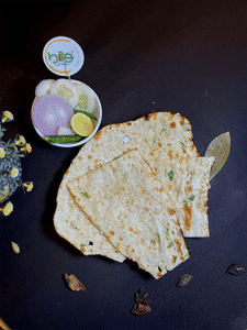 Garlic Butter Naan [1 Piece]
