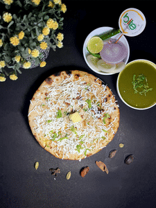 Tandoori Paneer Paratha 1 Pcs With Dahi