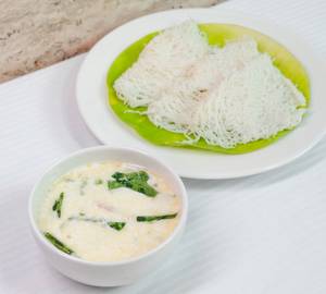 Idiyappam with vegetable stew